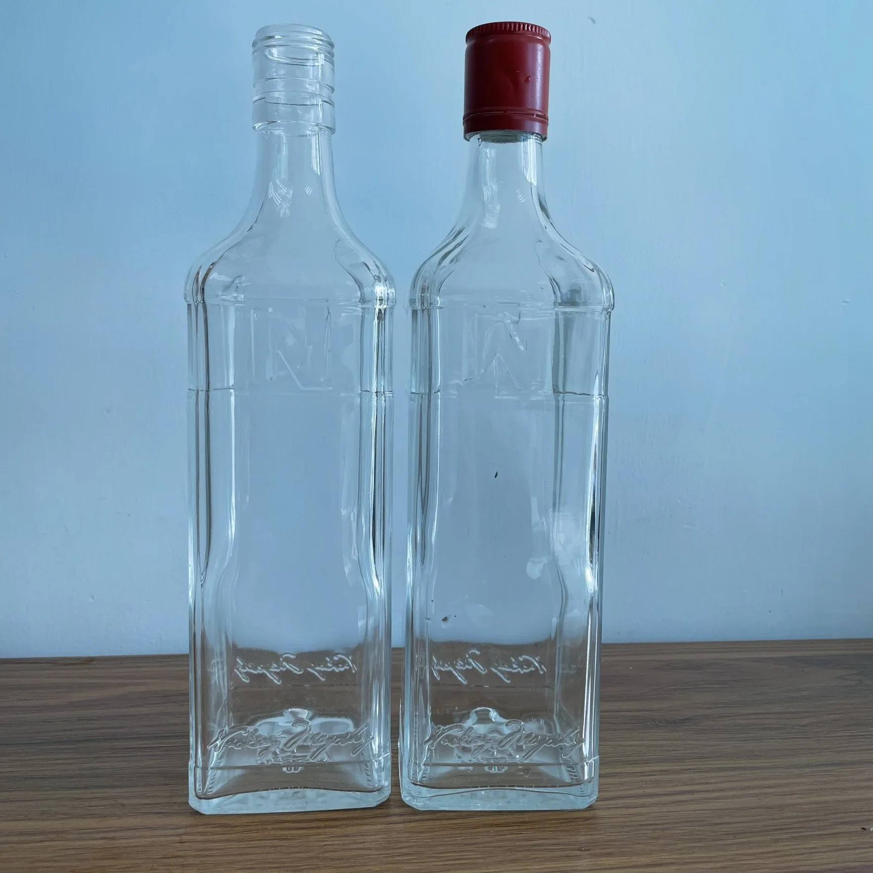 High Quality Super Flint Square Vodka Bottle/ High Clear Transparent Glass Bottle