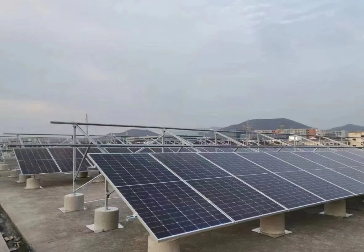 Augmenté/Longi/Jinko/ja solaire/Yingli Trinasolar/canadian/usine de panneaux solaires de marque 585W à 610W,super puissance max de la qualité, la ligne de production automatique,monocristalline