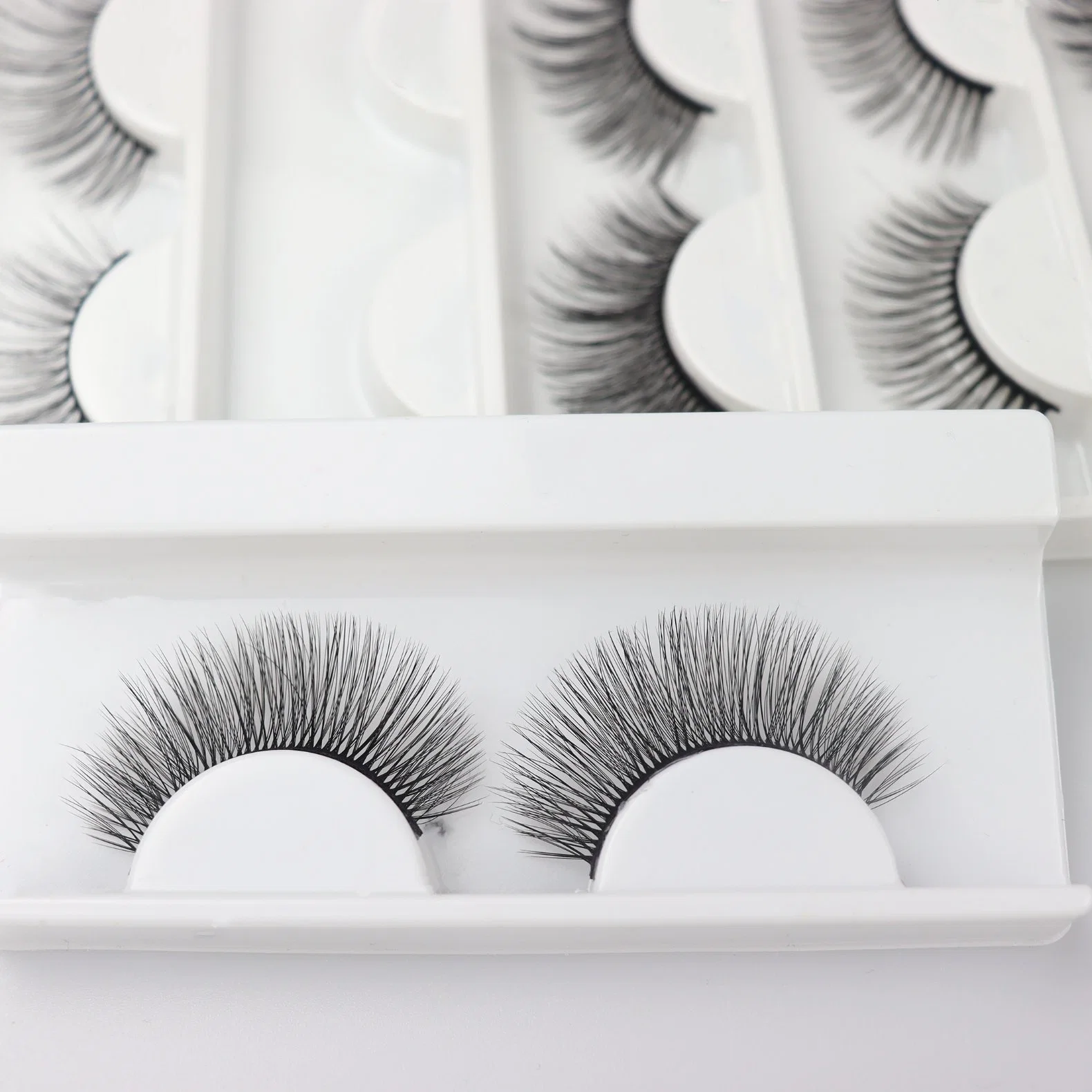 Hot Selling Lashes False Eyelash Beauty Supplier Lashes Clear Band Faux Make up Eyelashes