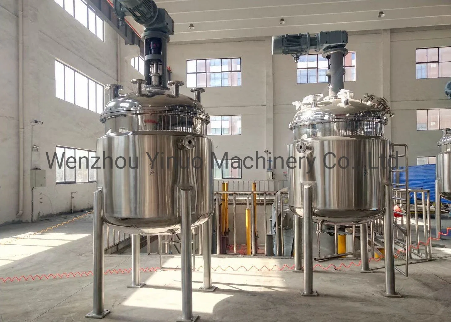 Stainless Steel SS304/316 Juice Milk Dairy Steam Heating Jacketed Automatic Liquid Homogenizer Mixing Tank Series