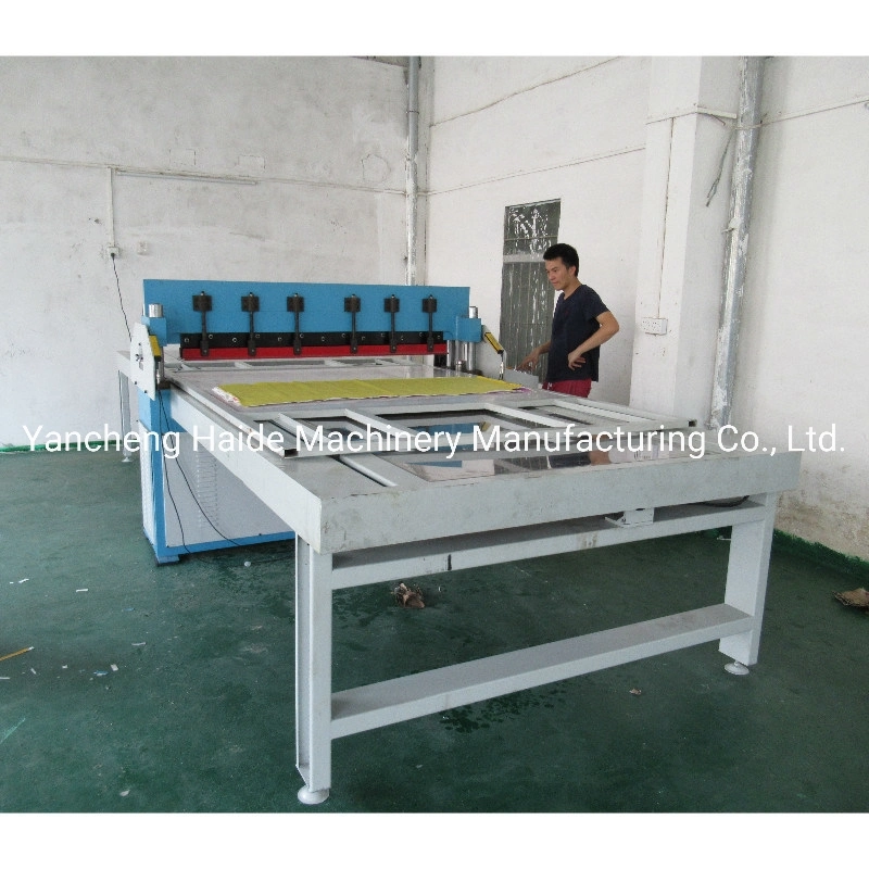 Automatic Serrated Edge Fabric Sample Cutting Machine