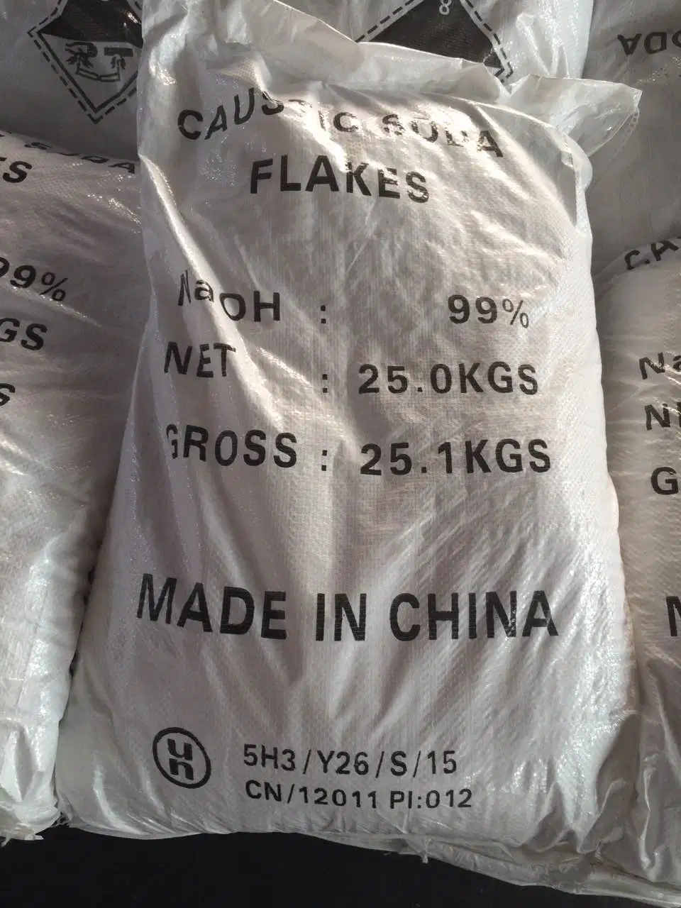 Caustic Soda Pearls Caustic Soda Flake Sodium Hydroxide 99% for Industry Used