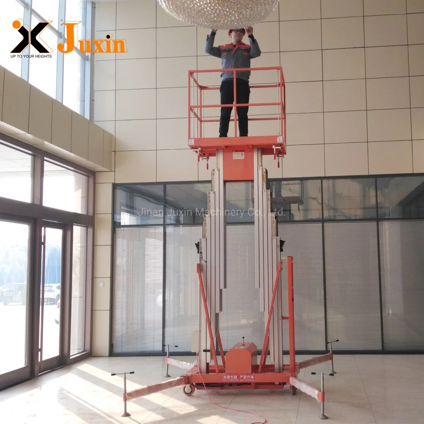 Steel Telescopic Mast Lift Elevated Work Platform