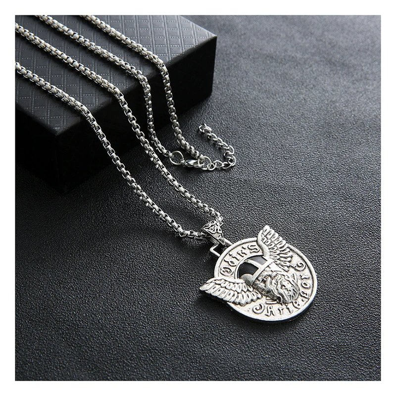 Hip-Hop Necklace Accessories Personalized Stainless Steel Pendant Accessories