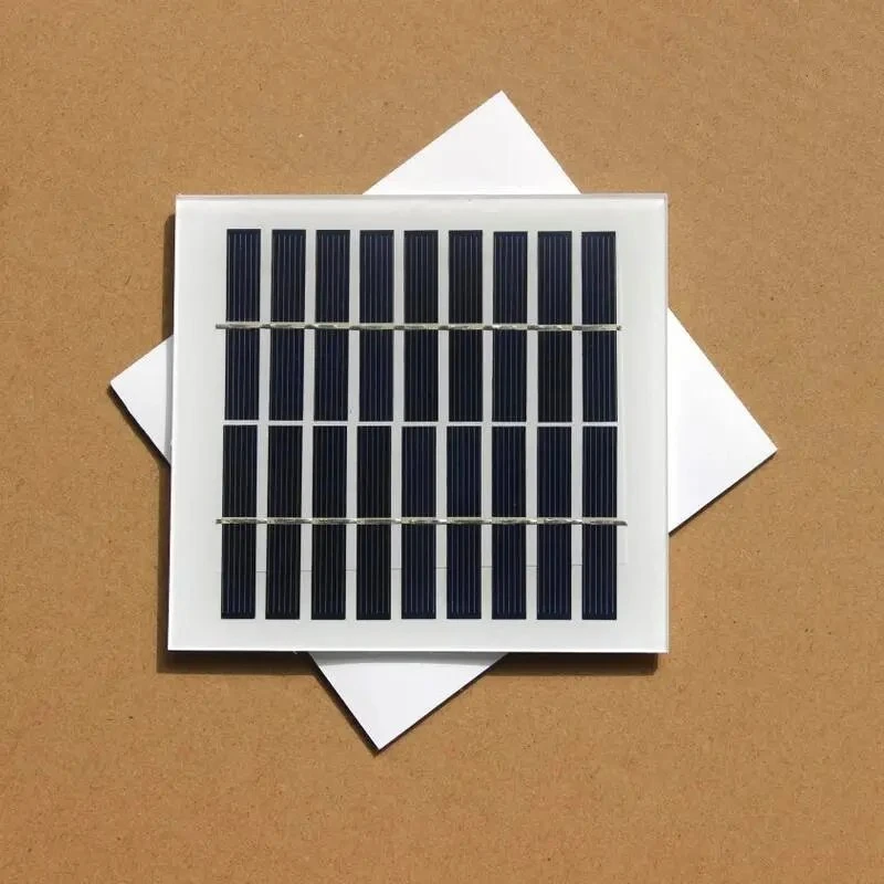 2W 9V Cellule solaire en verre laminé Panneau solaire polycristallin Module solaire Chargeur solaire DIY 135*125MM