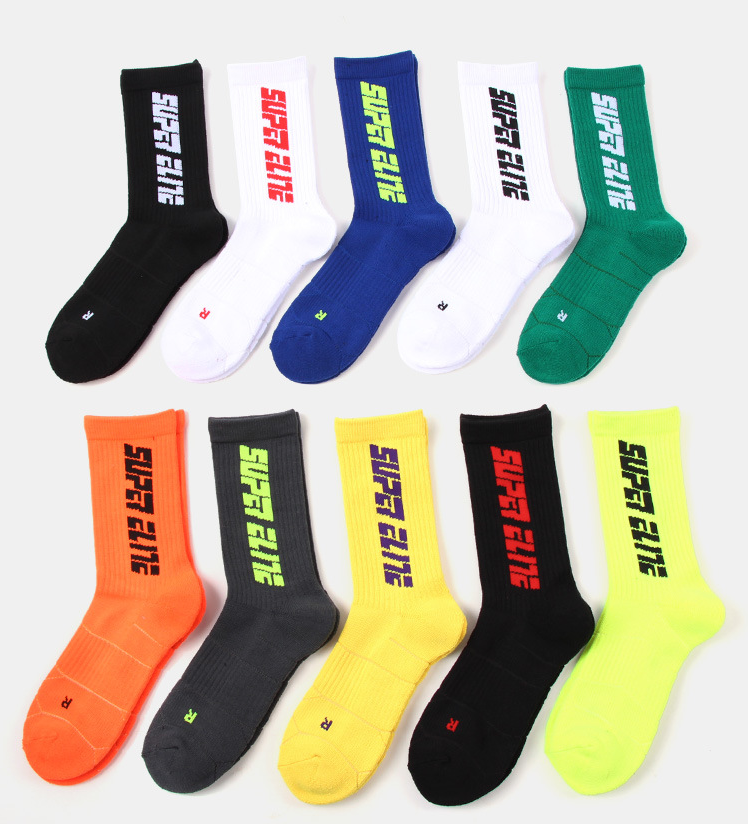 Xianghui Meilleure vente 100% coton Hommes Sport Chaussettes personnalisées Logo Unisexe Athlétique Sneaker