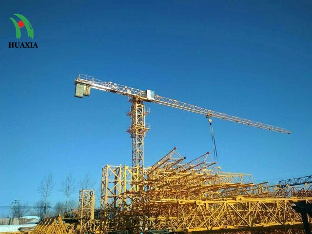 China Famous Brand Mobile Self Erecting Tower Crane with 6 Ton Lifting Capacity