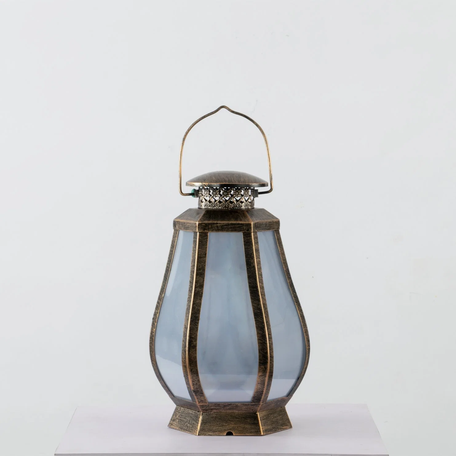 Lampe de table de lampe de lampe à suspendre à effet rotatif 3D de batterie pour Intérieur/extérieur