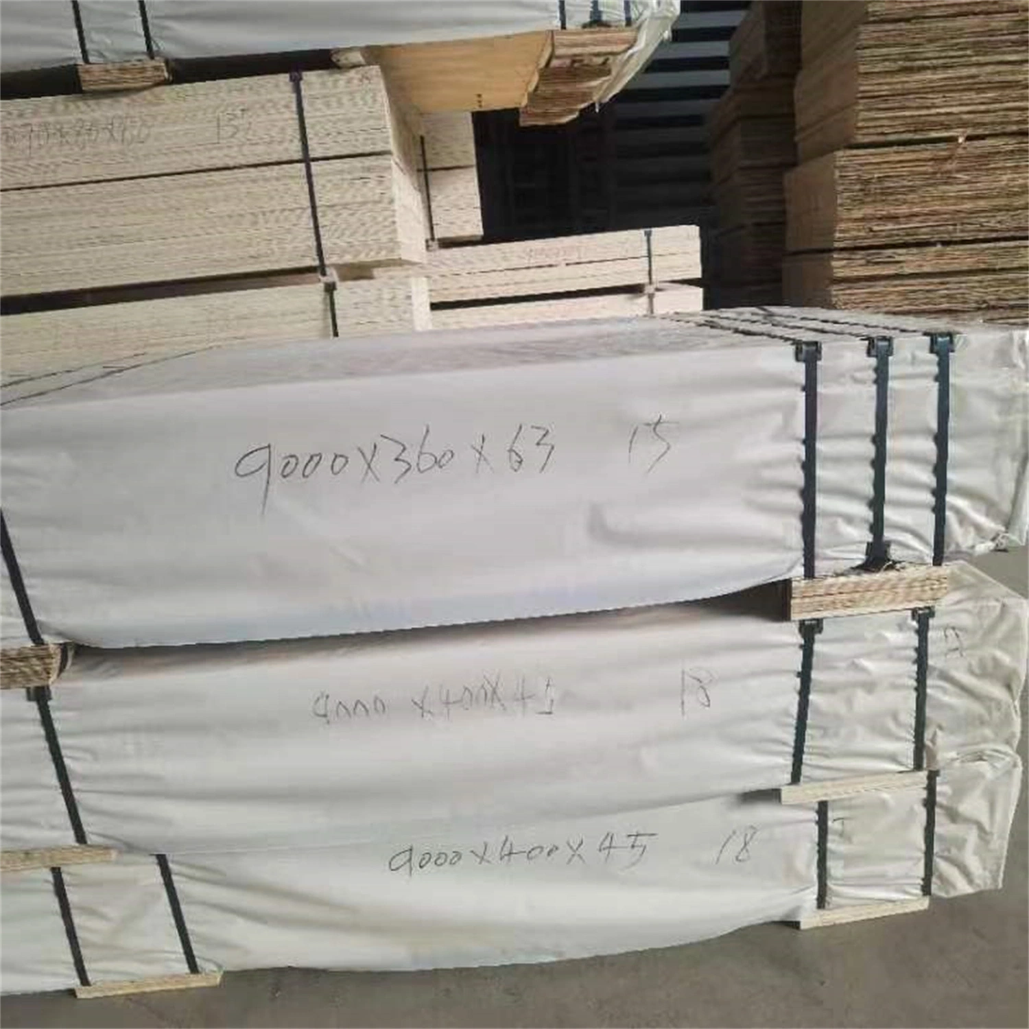 45X360X9000mm E14 Laminated Veneer Lumber LVL Beams Constructural LVL Timber LVL Plywood