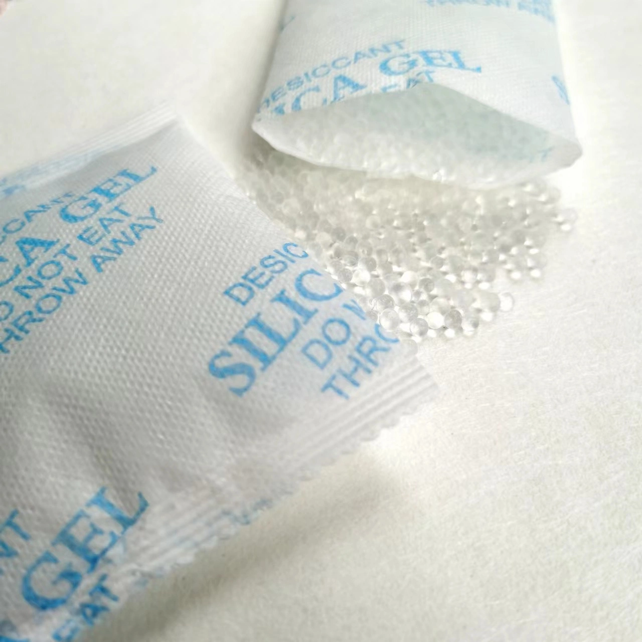 Back Sealing Non-Woven Fabric Silica Gel Desiccant Packet for Wood/Leather/Clothing Anti-Mildew Packing