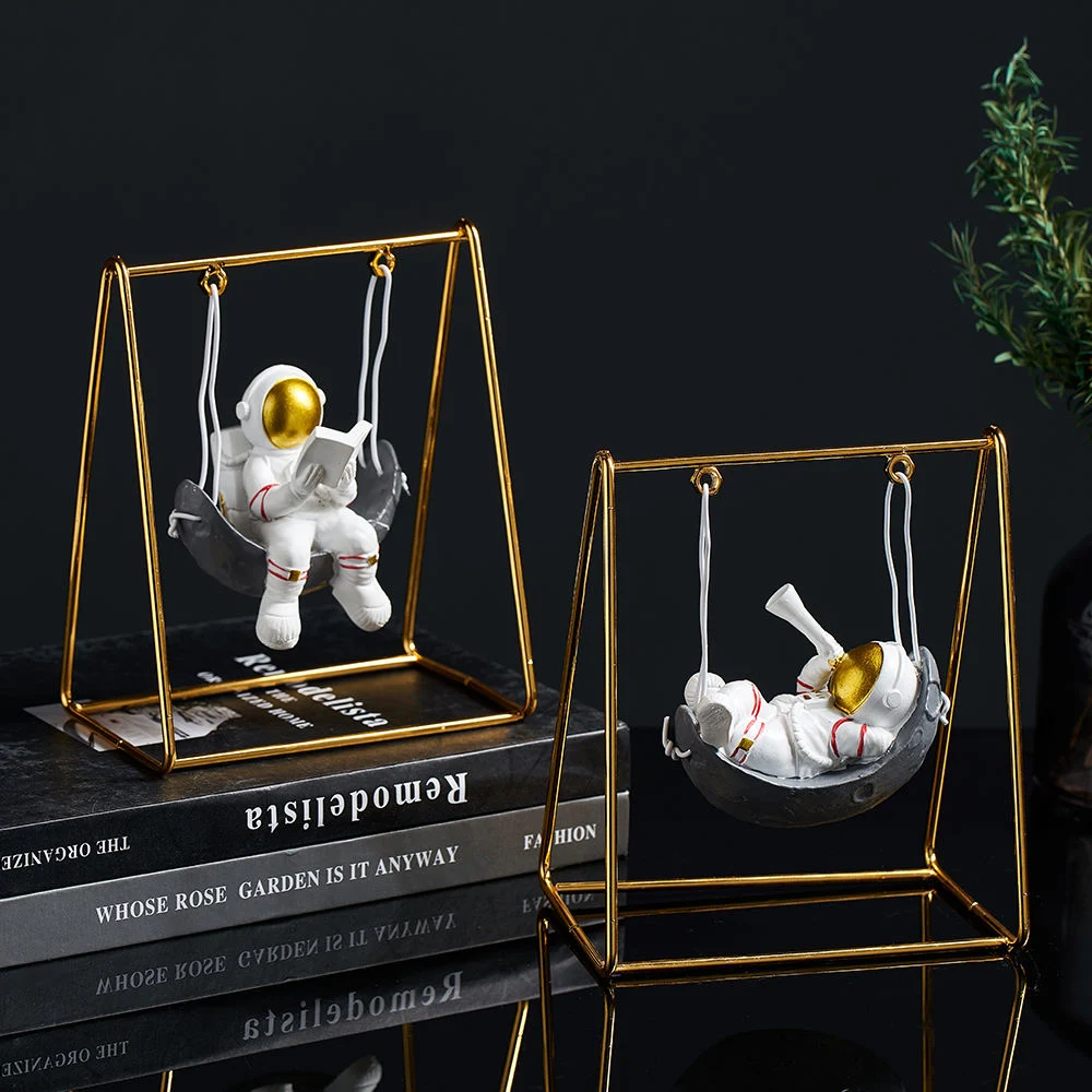 El astronauta de la estatuas modernas esculturas creativas figuras en miniatura de la Oficina de Artesanía La decoración del hogar