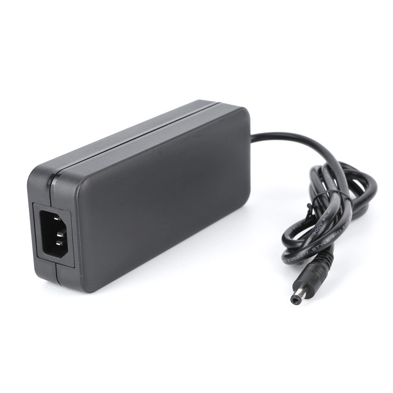 12V 15V 24V 26V 30V 36V 42V 48V 4A 5A 6A 10A 15A 20A Power Adapter CE GS Ukca FCC UL SAA C-Tick PSE Kc Switching Power Supply Power Adapter/24V5a Power Adapter