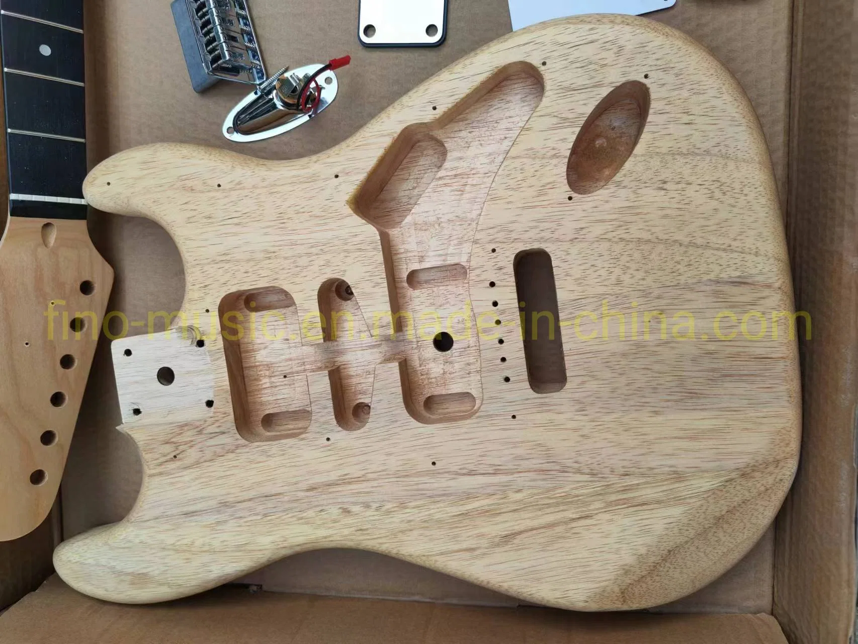 OEM ODM Wholesale/Supplier DIY Strato Electric Guitar Pack Europe Quality Musical Instruments