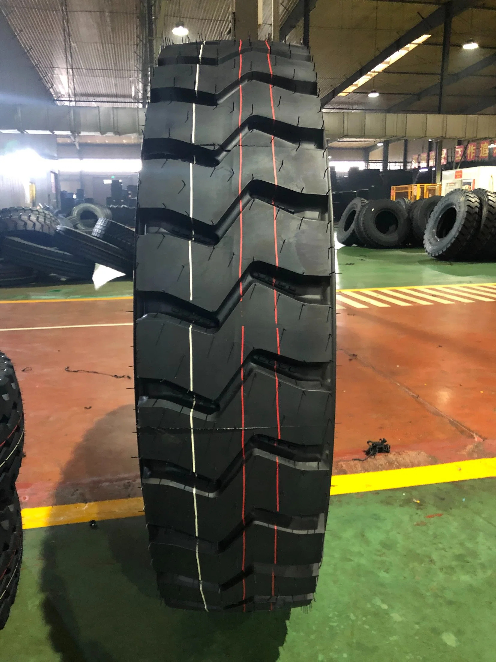 Wholesale/Supplier All Steel Radial Rubber Heavy Duty Truck Bus TBR Trailer Tyre All Position Truck Tire 1100r20