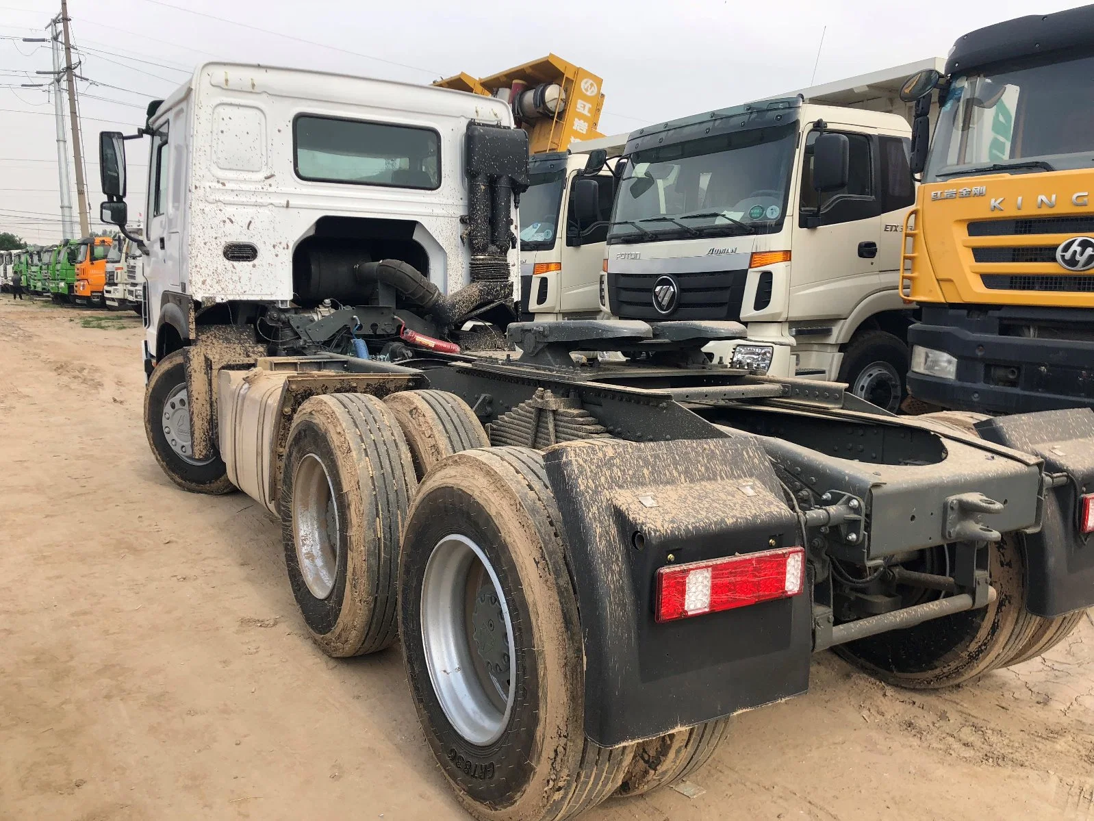 Top Brand Wholesale/Supplier Trailer Tractor 35 Ton/50 Ton Heavy Duty 371HP HOWO Used Tractor Truck 10 Tyres 2016 Model Diesel with Best Price