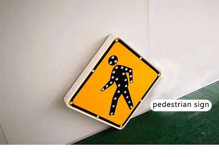 LED Flashing Traffic Lamp Sign Solar Power Crossing Pedestrian Sign