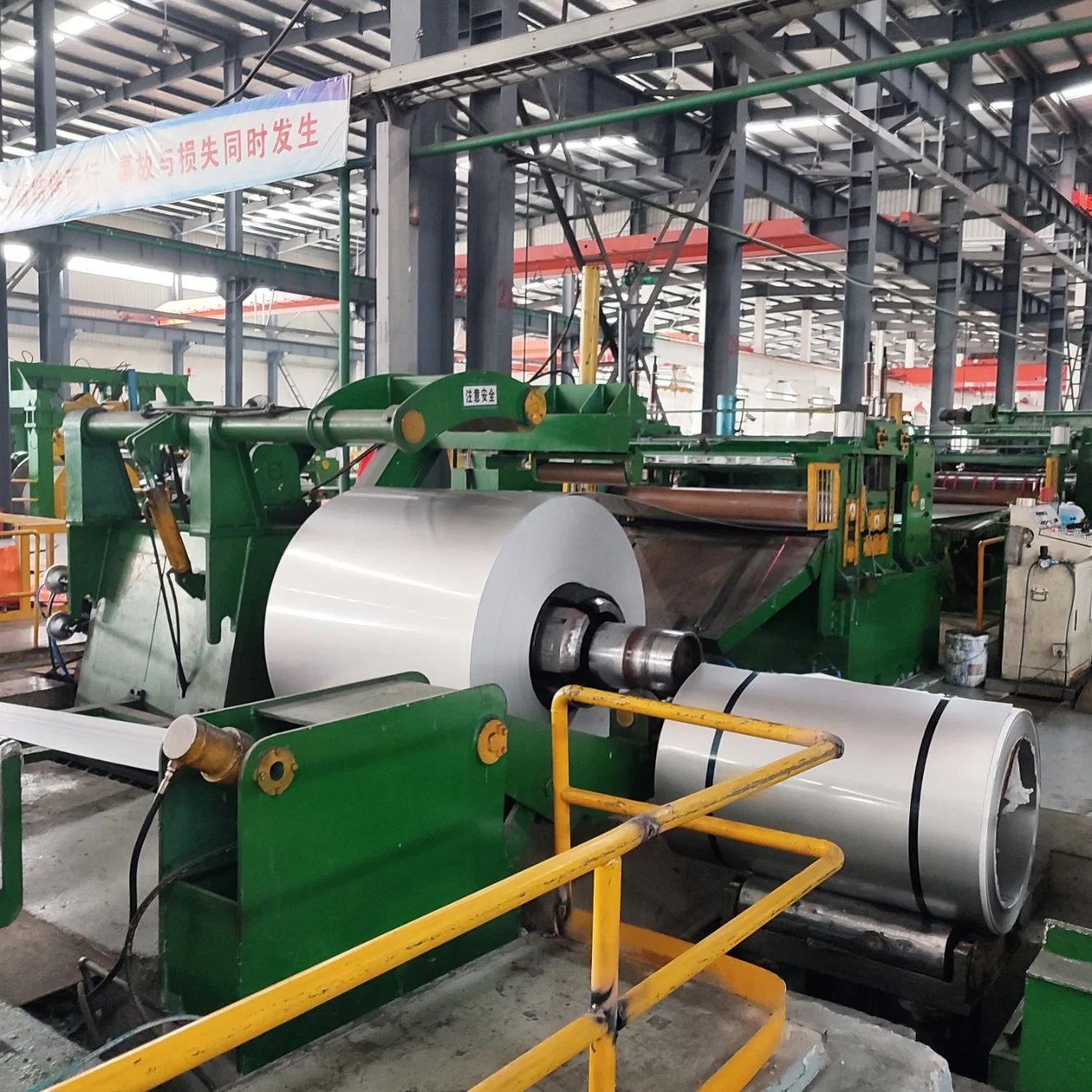 Prepainted/Color Coated/Galvanized/Zinc Coated/Galvalume/Aluminum/Carbon Copper/Monell Allo/Ss400/A36/Z275/304/316L/430/904L/Stainless/PPGL/PPGI/Gi/Steel Coil