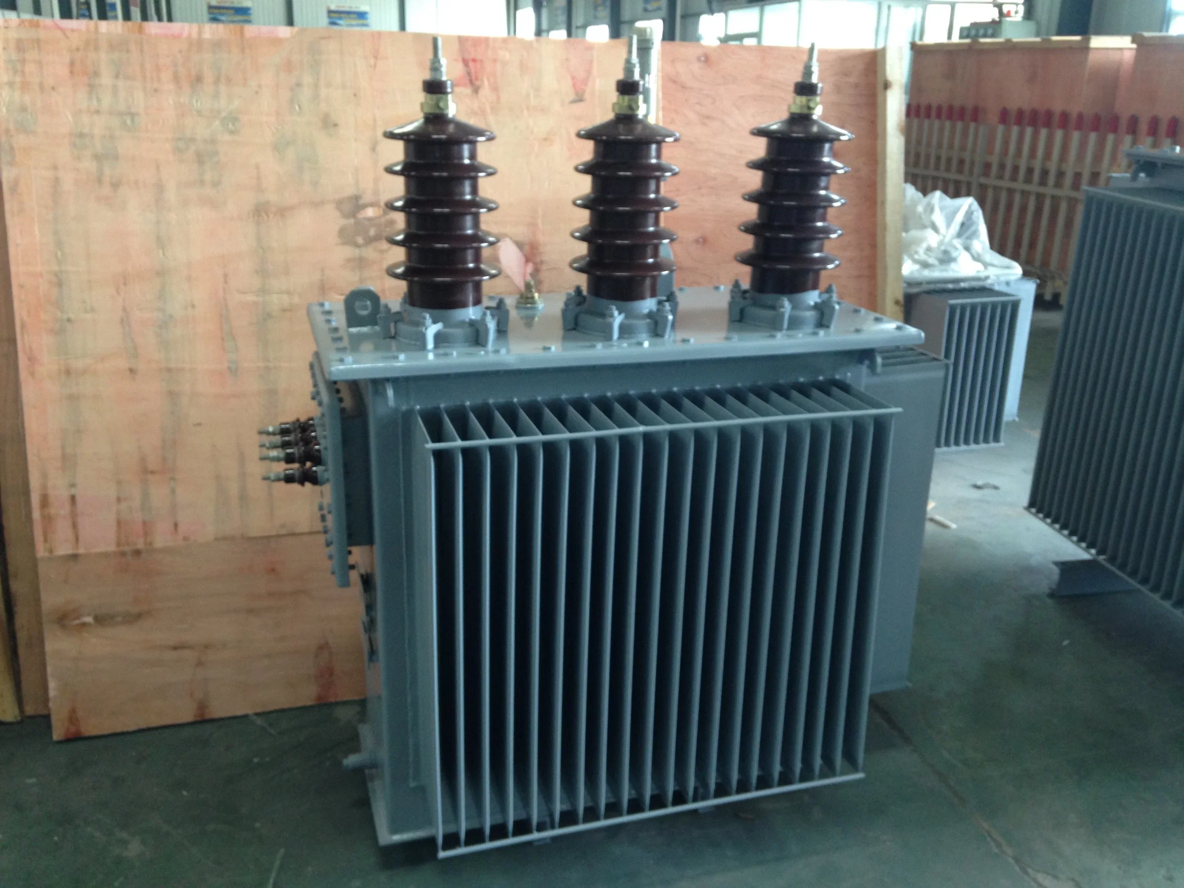 S11 S13 1600kVA 11kv-0.4kv Hermetically Oil Immersed Power Distribution Transformer Power Supply