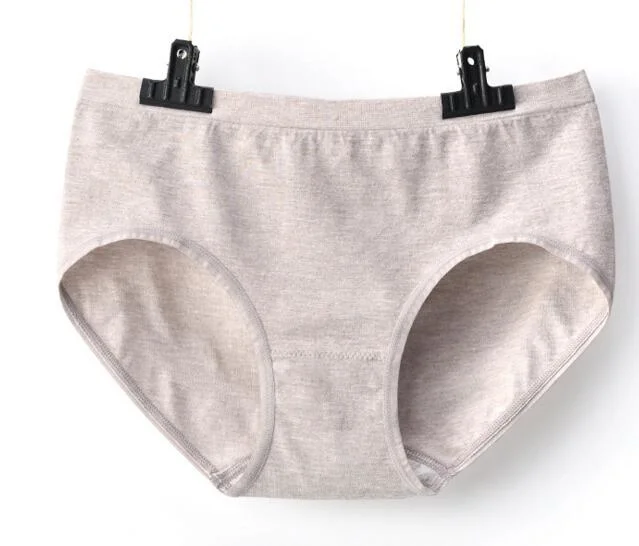 Lady Seamless Underwear Soft Cotton Brief Panty