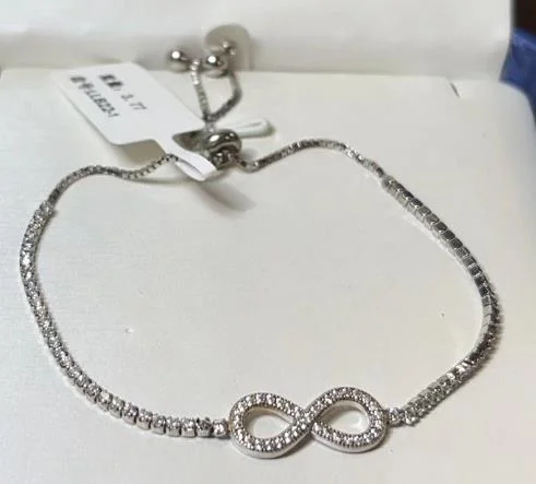 Bijoux Fashion Silver Infinity Bezel Bracelet