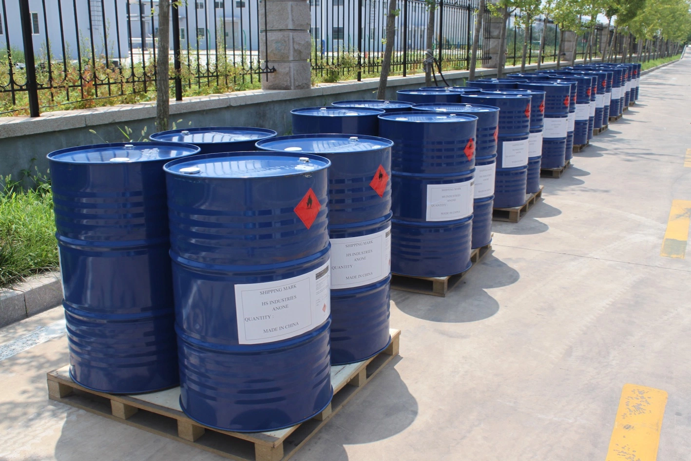 in Stock Chemical Products Manufacturer Liquid 99.5%Min Ethyl Acetate