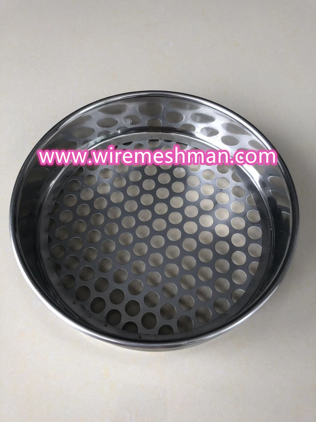 Stainless Steel Perforated Metal Wire Mesh Vibrating Standard Laboratory Sand Coffee Test Sieve