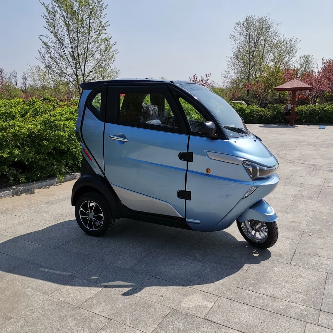 New High quality/High cost performance  Cheapest CE Certificate 1 Seater Two Door Chinese Tourist Electric Car E-Car EV