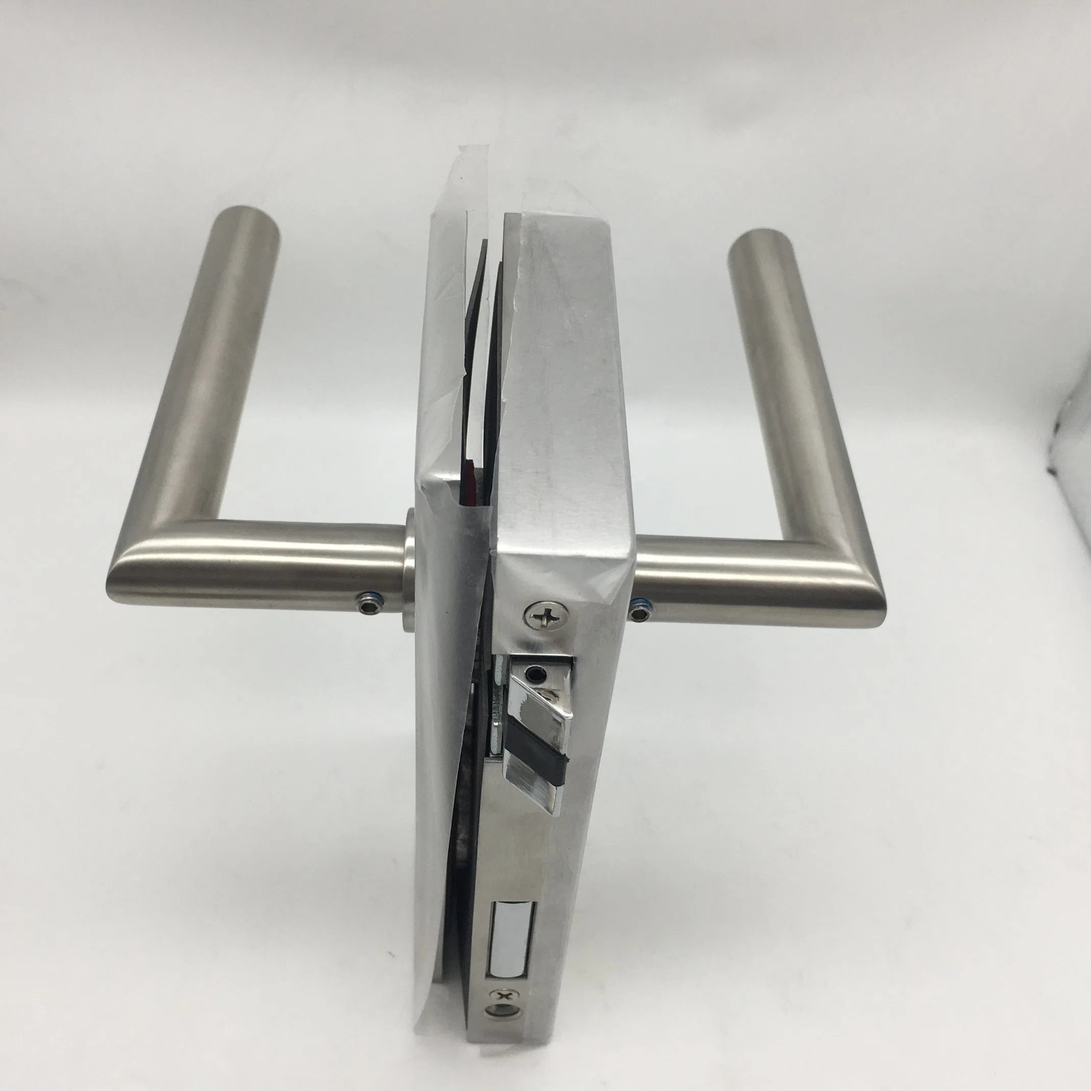 Satin Stainless Steel SS304 Commercial Office Glass Door Lever Handle with Cylinder Lock