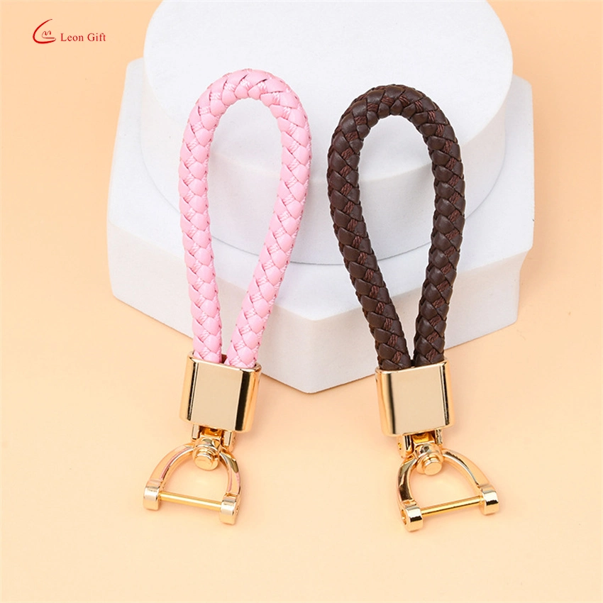 Wholesale/Supplier Custom Logo Fashion Business Car Key Leather Braided Lanyard Accessories Horseshoe Buckle Key Chain Charm Metal Leather Keychain