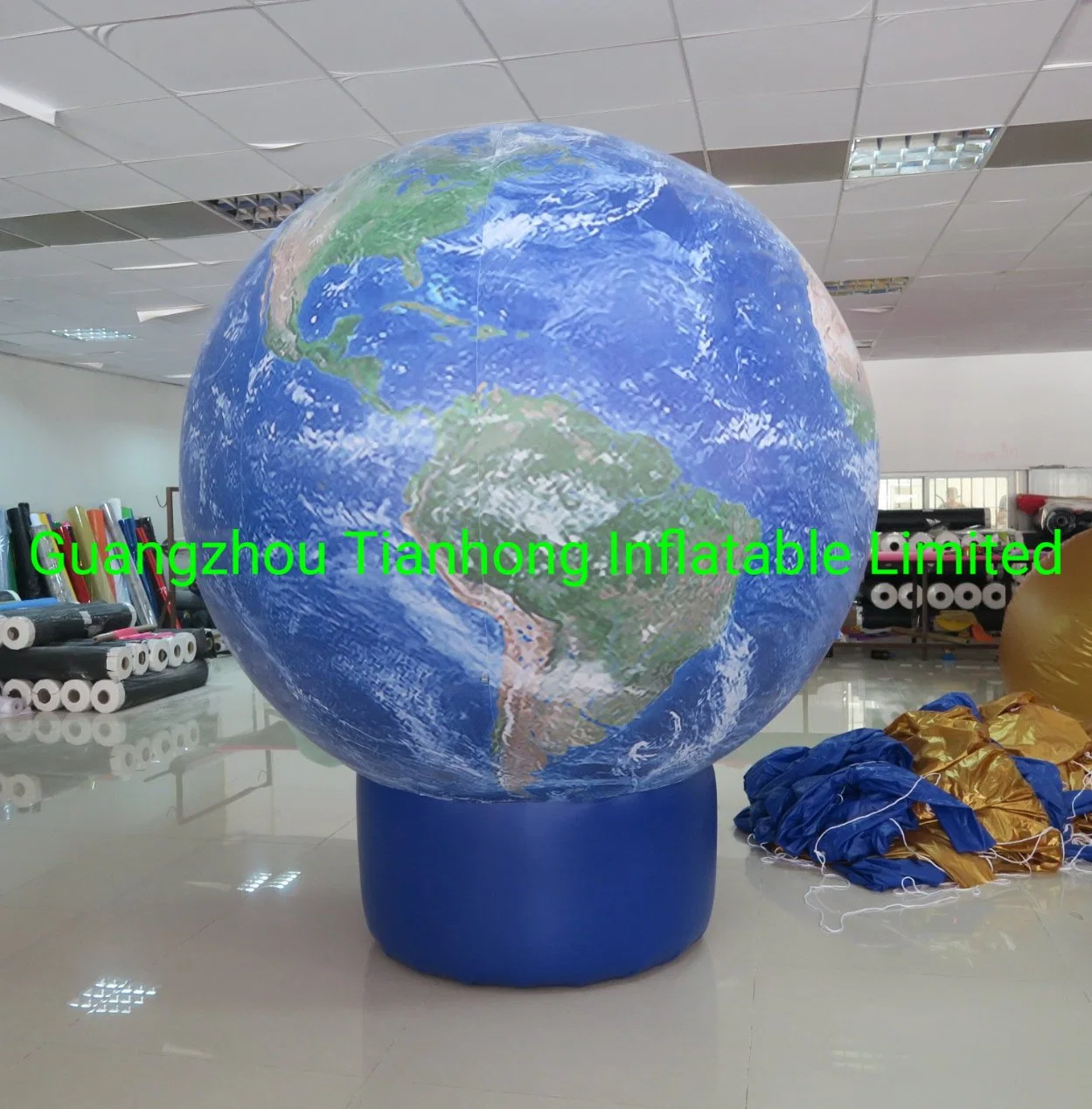 4m Tall Inflatable Earth Parade Balloon Advertising Balloon