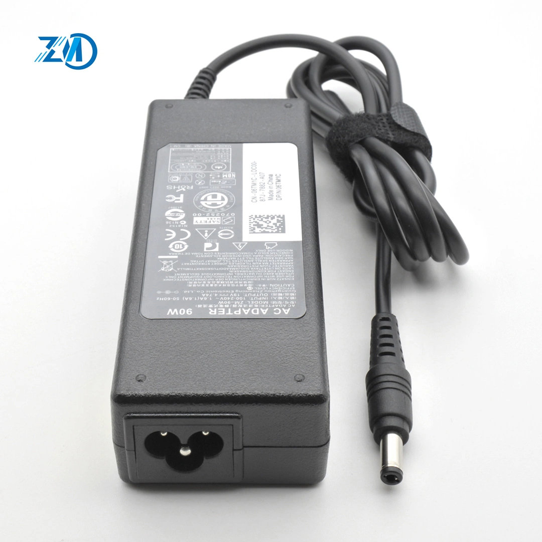 Livraison rapide en usine haute efficacité 90 W pour PC portable Toshiba AC Chargeur d'adaptateur d'alimentation CC