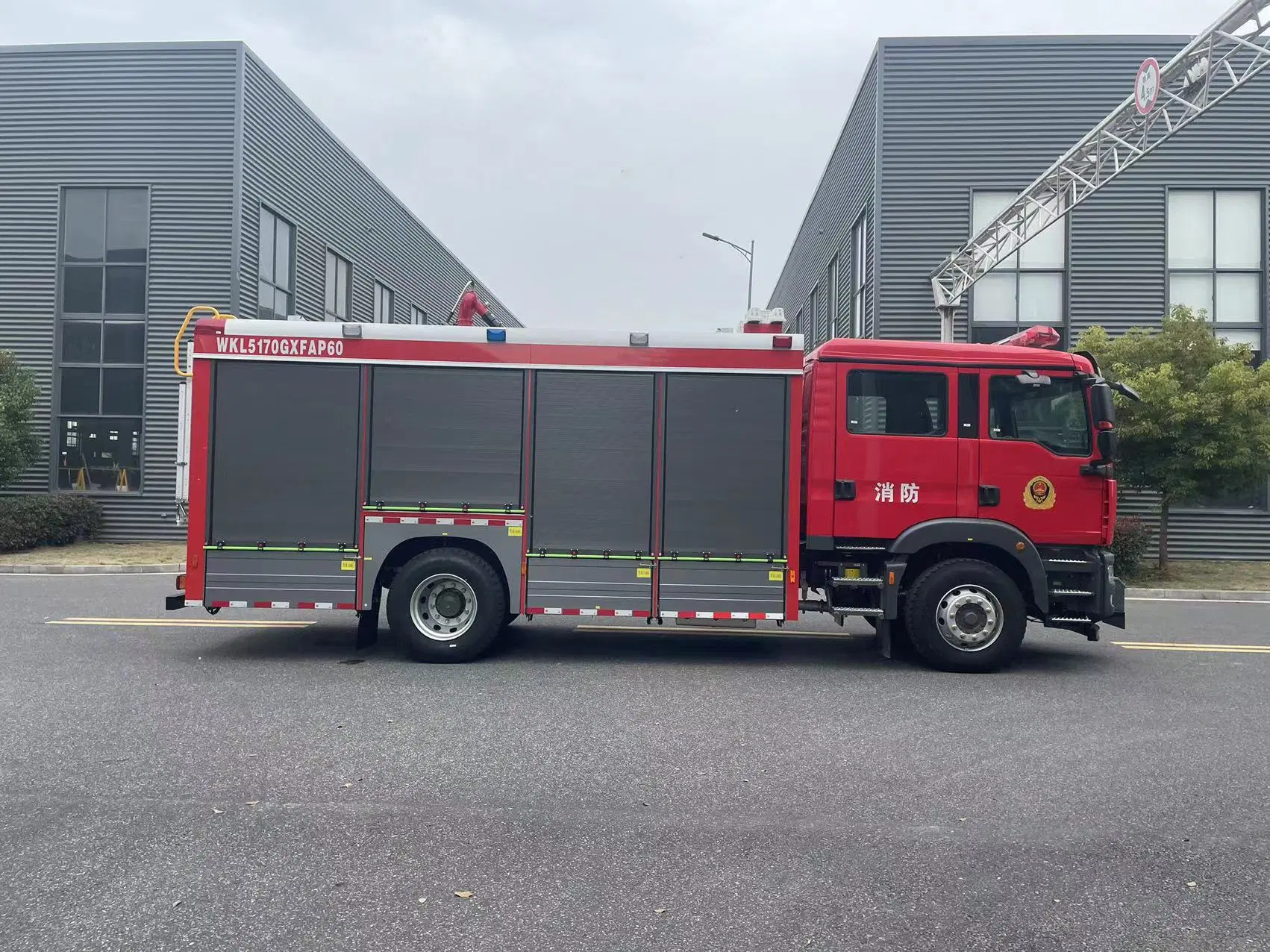 Négociations de dessin automatique de porte de volet roulant en aluminium pour camion d'incendie