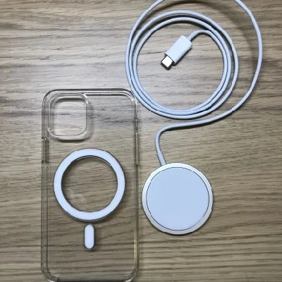 A qualidade original de Silicone Transparente de telefone móvel colorido Magsafe caso cobrir com animação