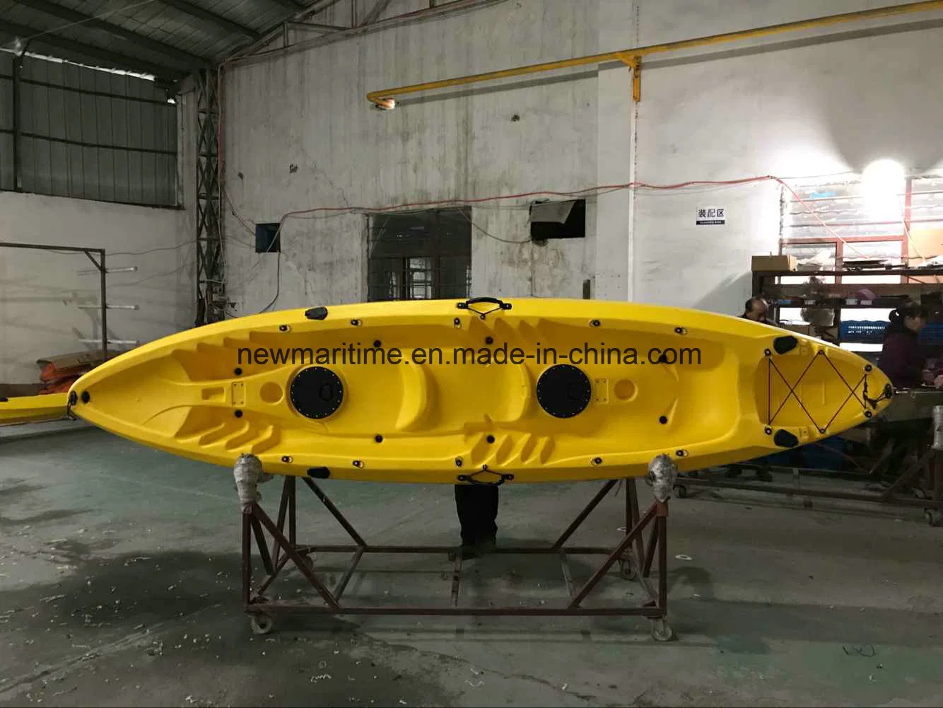 Canoa de plástico para pesca en kayak con accesorios de kayak