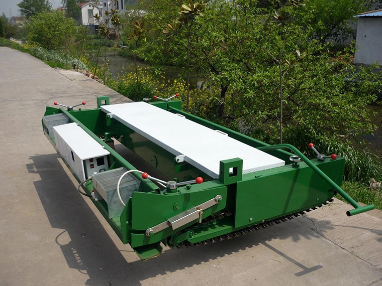 Road Rubber Paving Rubber Running Track Paver Laying Machine Discount for Playground