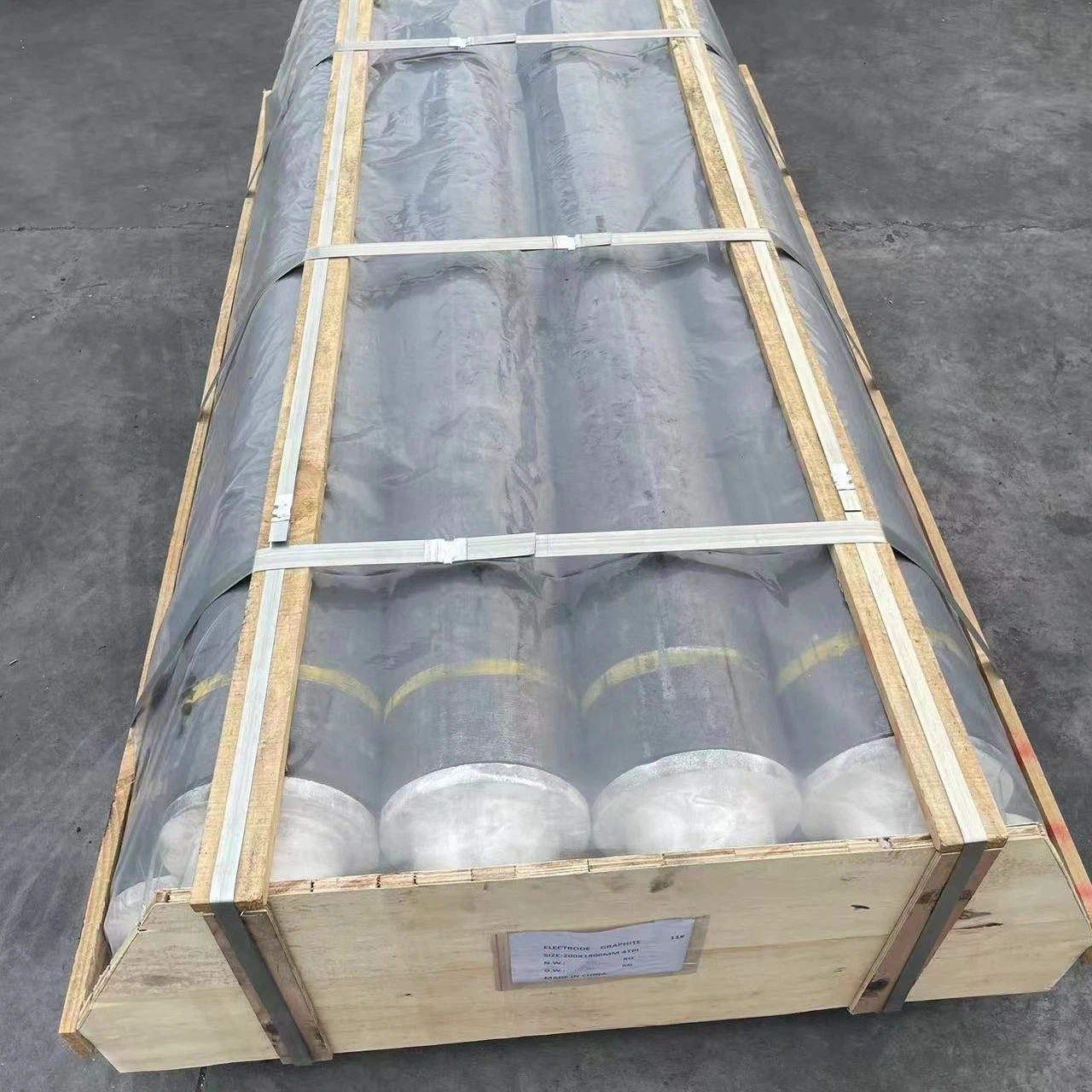 100 Years History Metallurgy Graphite Electrodes 200-700mm UHP Graphite Electrode