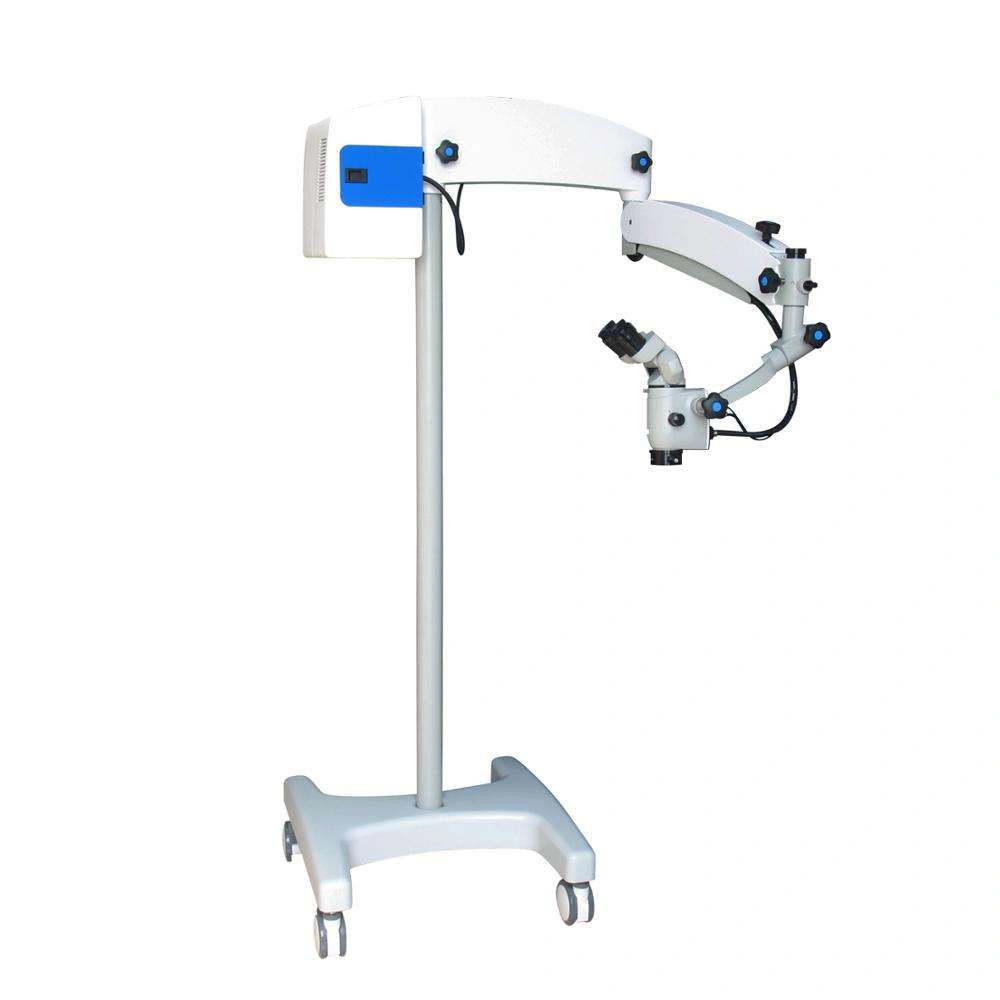 Operación de instrumentos ópticos de microscopio para oftalmología