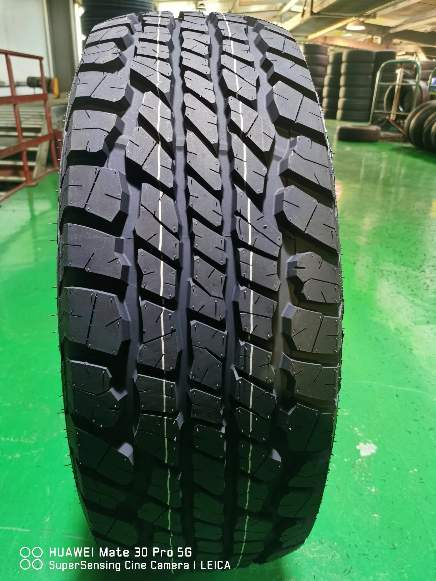 at Mt Tyre All Terrain Mud SUV Car Tire 265/80r18