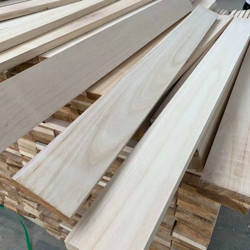 Pao Tong on Selling Wholesale/Supplier Paulownia Sawn Timber Thickness Long Wood