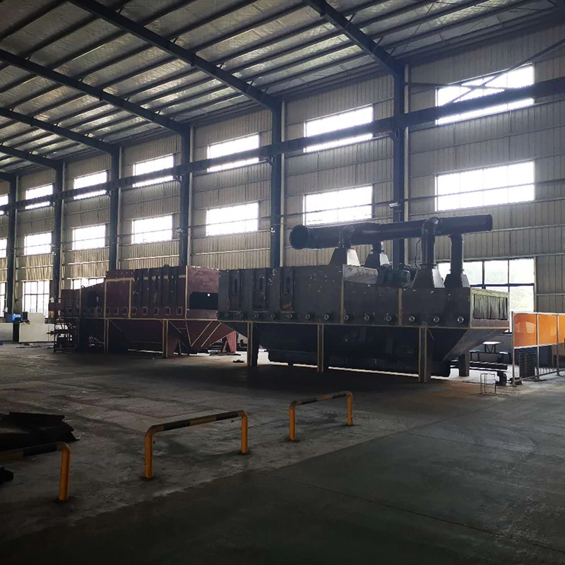 China Manufacturers Industrial Cleaning Machine Roller Conveyor Type Steel Structures Shot Blasting Equipment