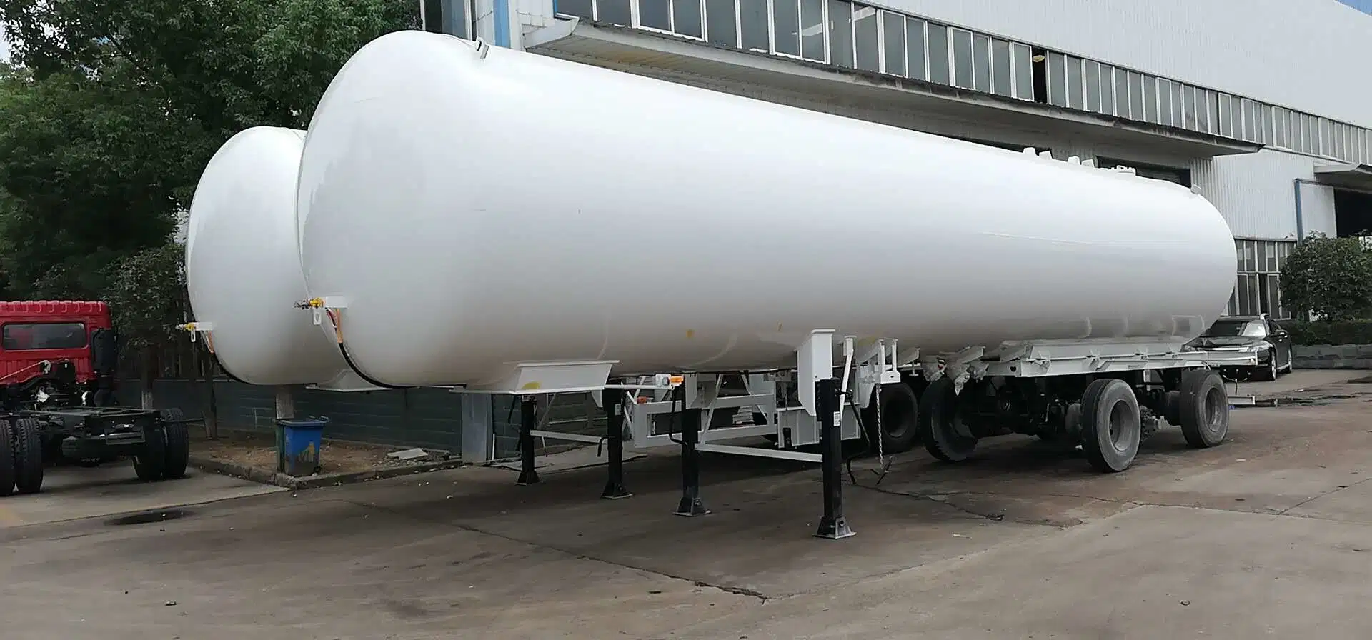 Heavy Duty 59.52cbm LPG Bullet Tank Trailer 30tons for Philippines Market