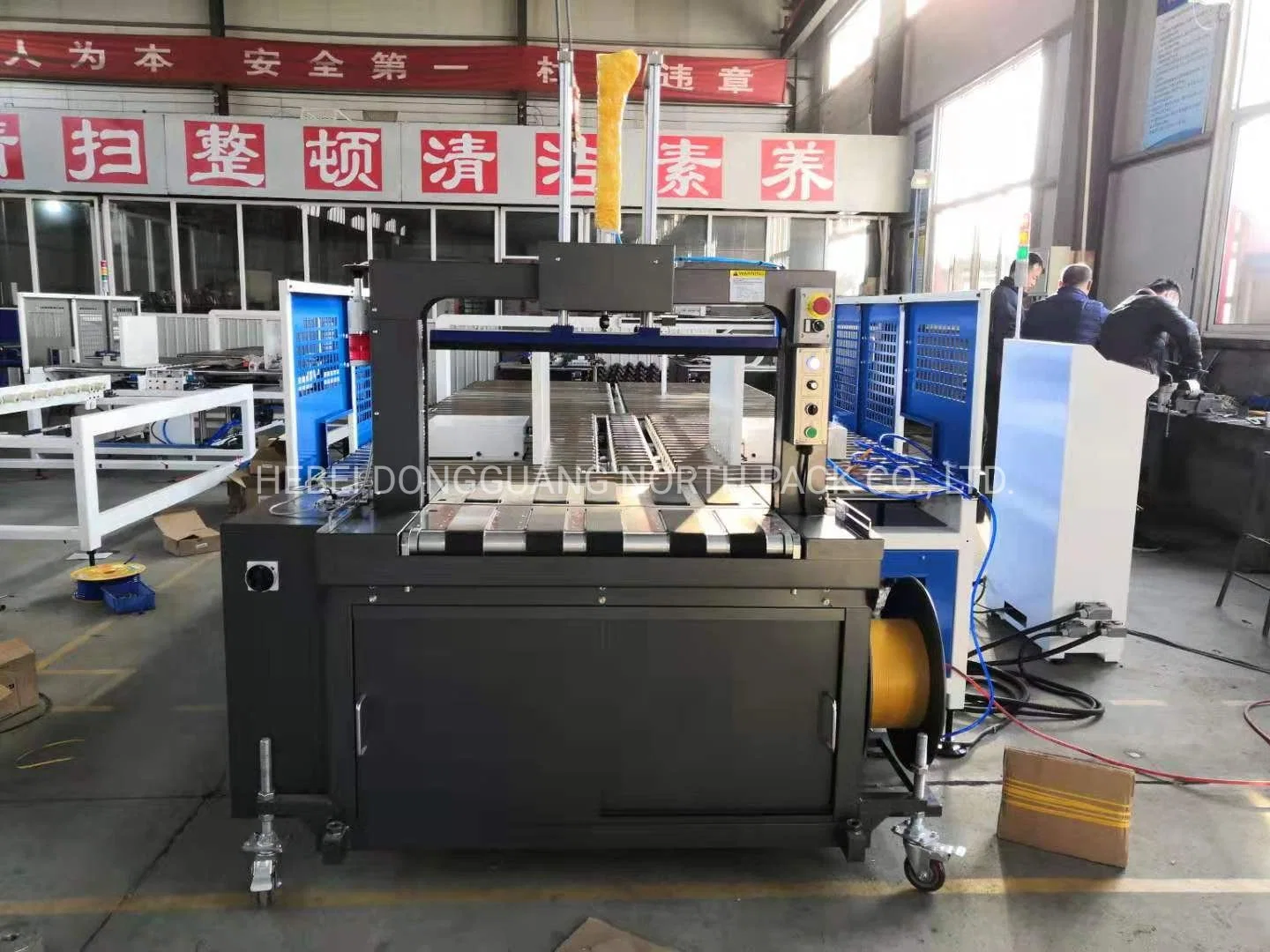 Automatic Corrugated Cardboard Carton Strapping Machine