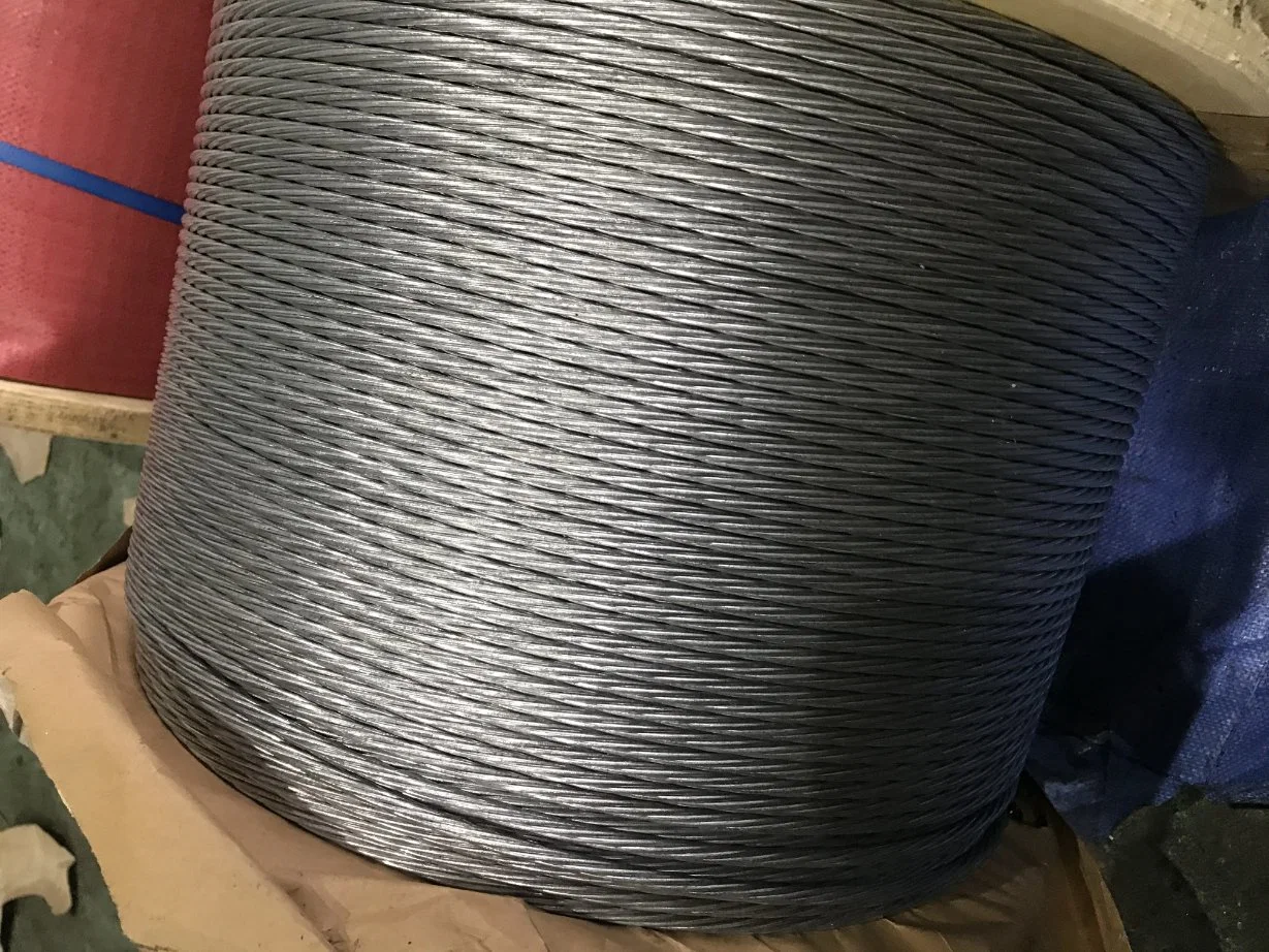 Competitive Price ASTM A475 7/2.03 mm Hot-DIP Galvanized Steel Wire Strand with Wooden Reel Packing