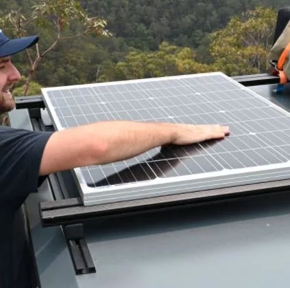 Sistema de montaje en panel solar de gel fotovoltaico de aluminio raíl solar de aluminio Panel PV