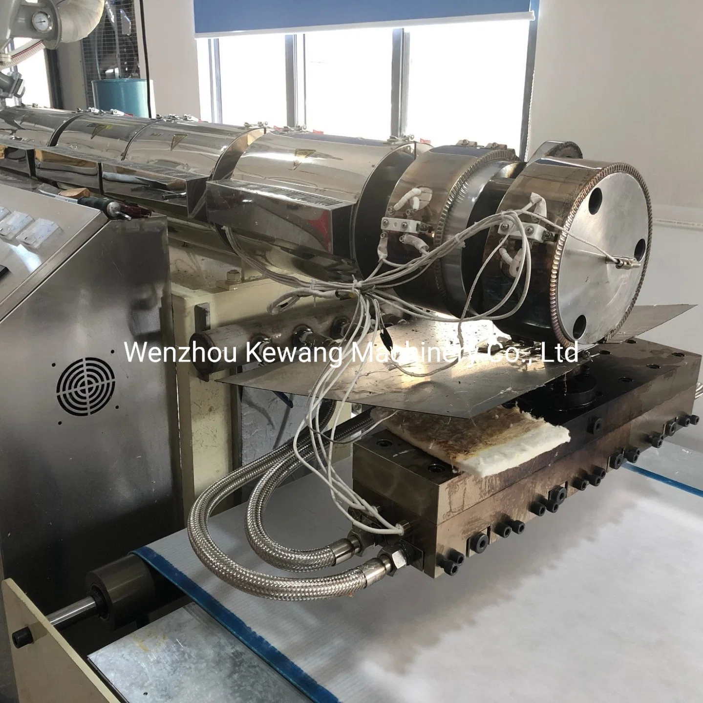 PP Meltblown Nonwoven Fabric Making Machine for KN95 Mask and Cloth