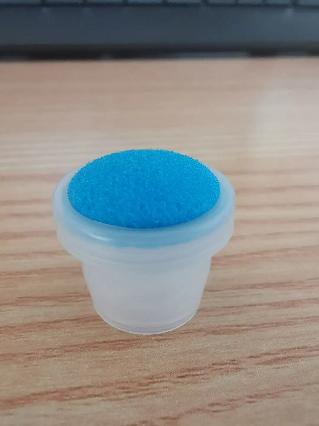 15ml 20ml 50ml HDPE Plastic Cosmetic Bottle with Sponge Head