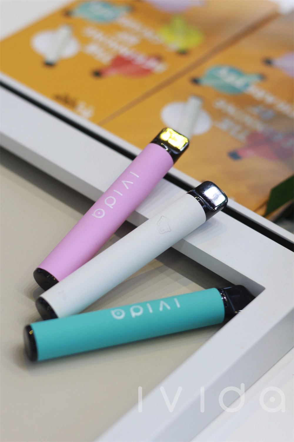 Elux Top 3 Shenzhen Vape Fabricante Ivida 800 inhalaciones 550mAh Vape desechables Barra Esco