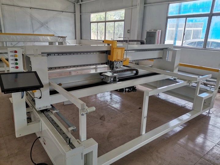 Single/Double Heads Quilting Sewing Machinery for Home Textile