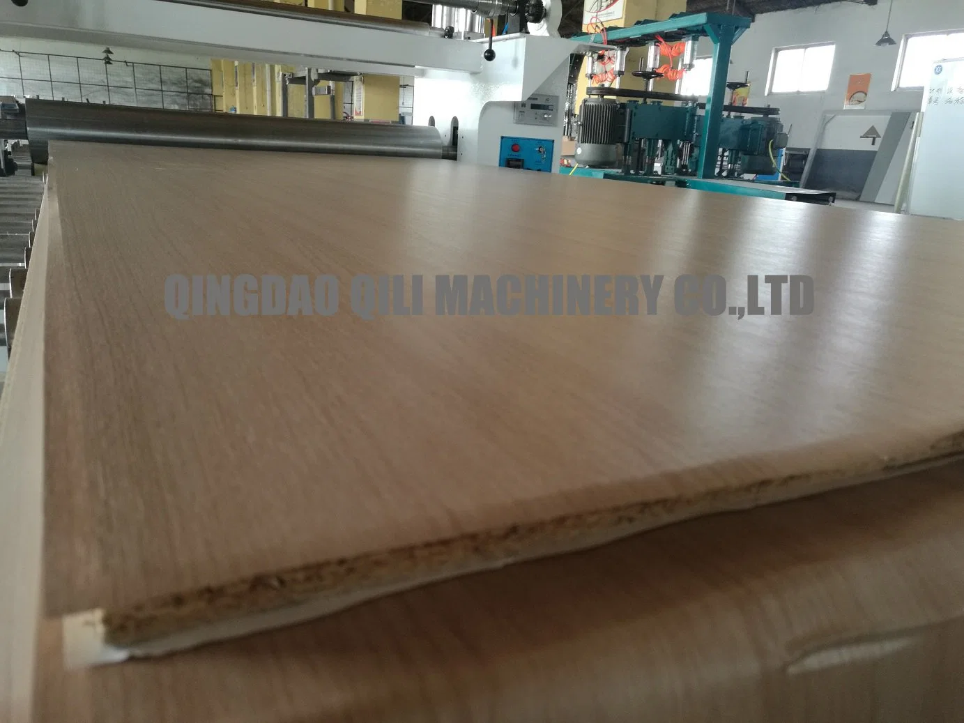 Woodworking Plywood Wood Based Panel PVC Laminator Sticking Machine