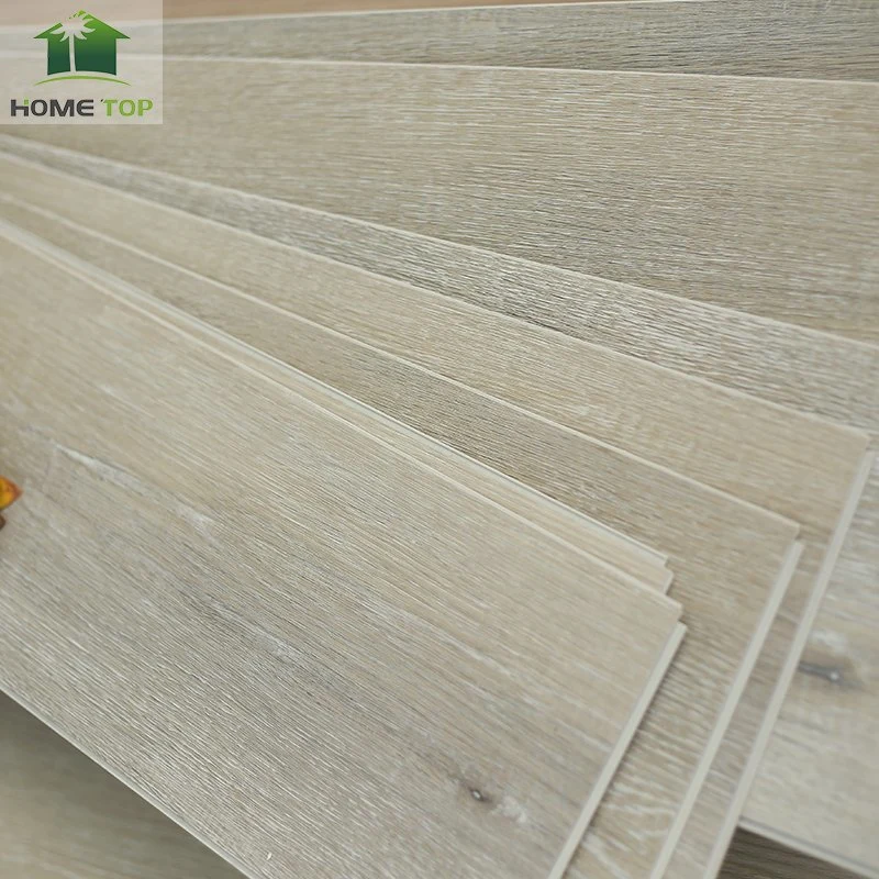 Plancher en vinyle de luxe avec noyau SPC, fabriqué en Chine, imitant le grain du bois.